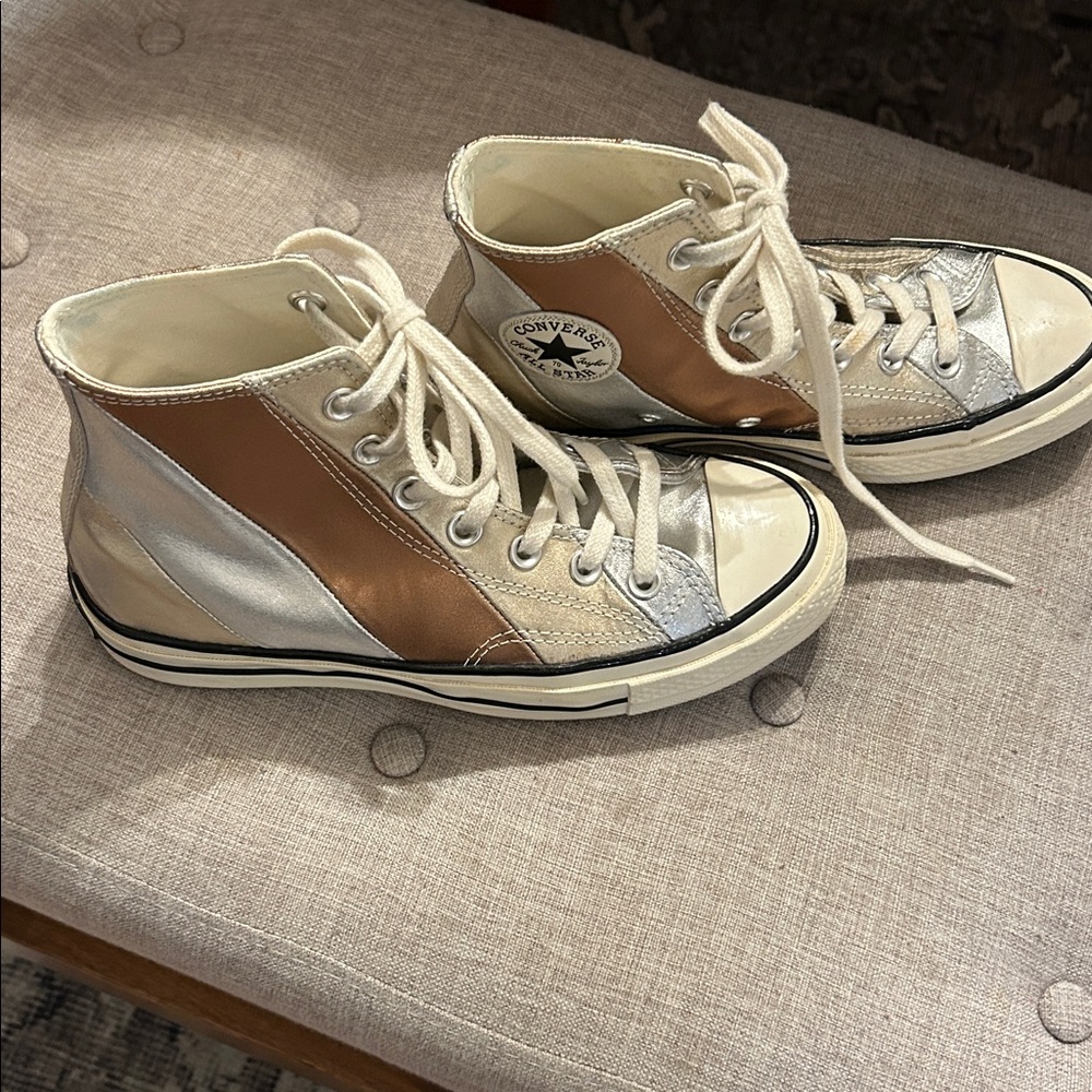 Converse Womens Chuck 70 Hi Metallic Rainbow 565882C Pure Silver/Egret Size 6